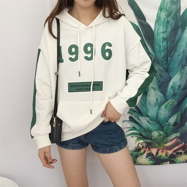 Hanorac de damă potrivit pentru utilizarea de zi cu zi, cu glugă și imprimeu