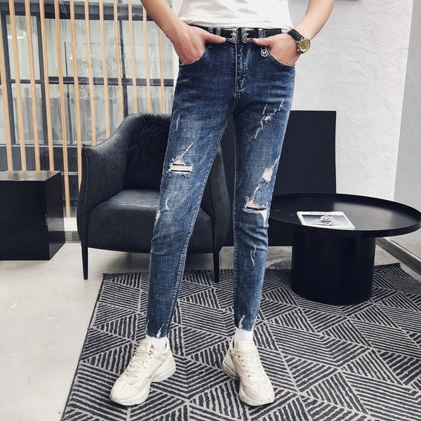 Κομψά τζιν ανδρικά  στενή γραμμή