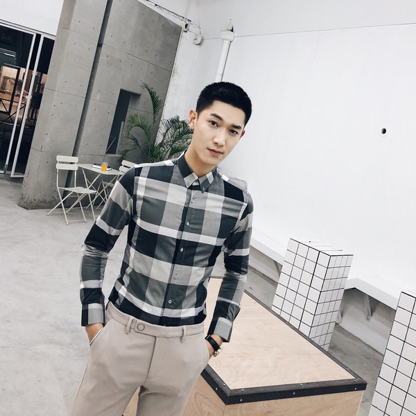 Cămașă bărbătească în carouri stilată în două culori