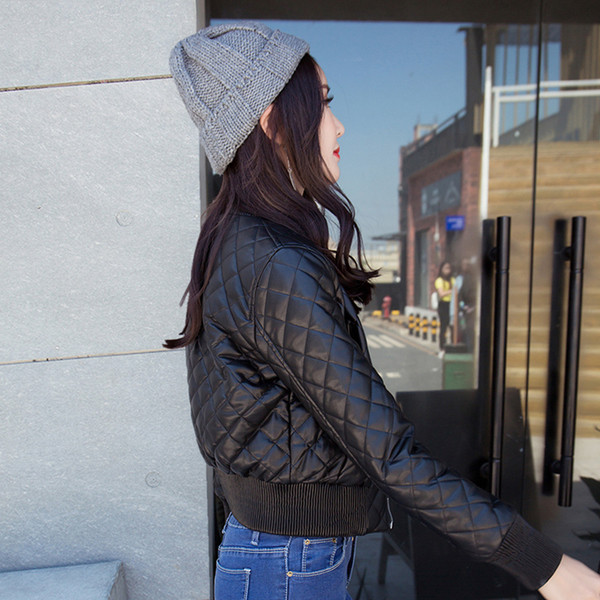 Спортно-ежедневно дамско яке с О-образна яка в черен и розов цвят