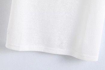Семпла дамска тениска в два цвята с бродерия