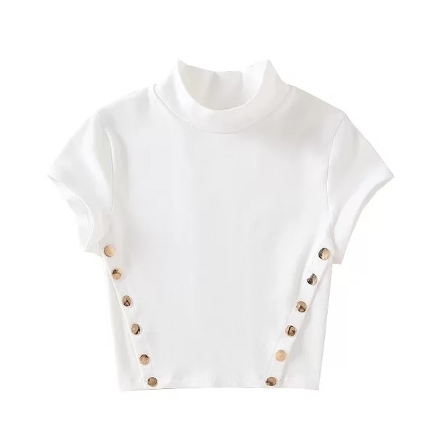 Скъсена дамска тениска в бял и черен цвят с поло яка