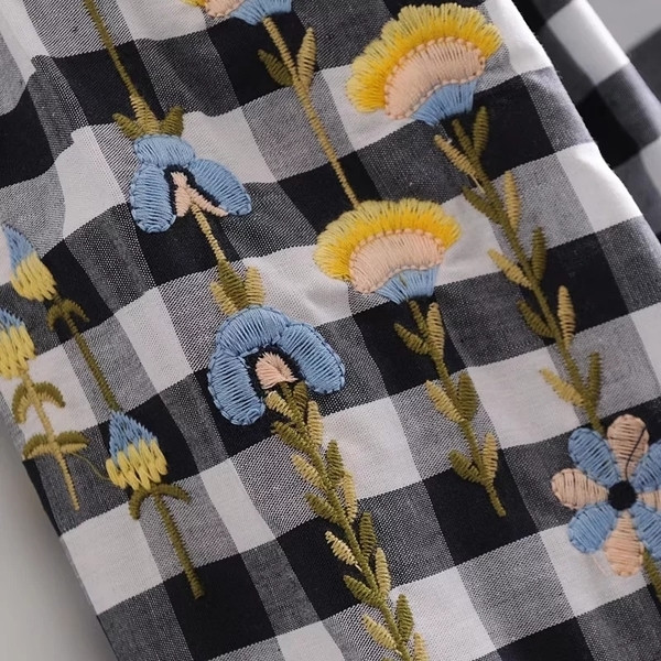 Περιστασιακή γυναικεία μπλούζα σε ελεύθερου στιλ