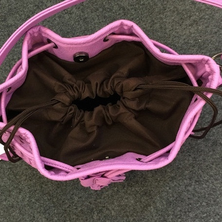 Rucsac de zi cu zi pentru femei cu ciucuri in doua culori