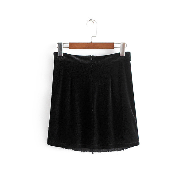 Fusta de dama eleganta cu paiete decorative