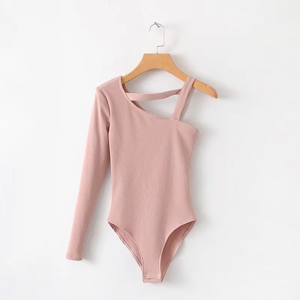 Κομψό γυναικείο κορμάκι με ένα μανίκι και λουριά