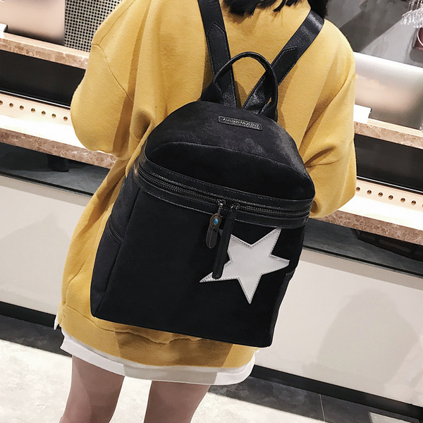 Γυναικείο σατέν σακίδιο με  αστέρια σε τέσσερα χρώματα