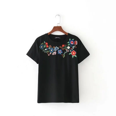 Tricou casual de damă elegant cu decor floral în alb și negru