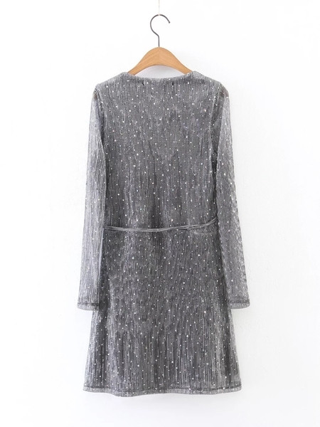 Rochie de damă strălucitoare și elegantă, cu mâneci lungi