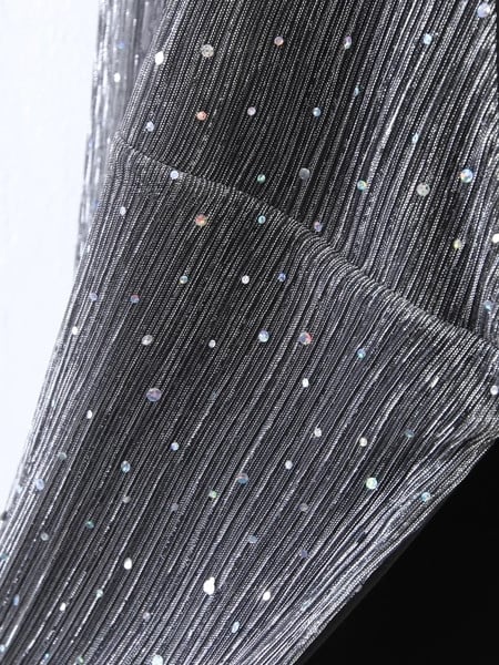 Rochie de damă strălucitoare și elegantă, cu mâneci lungi