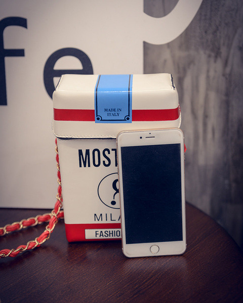 Érdekes női mini női táska, mindennapi használatra