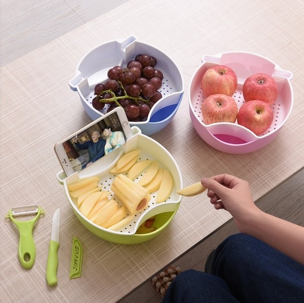 Домакинска купа с поставка за телефона