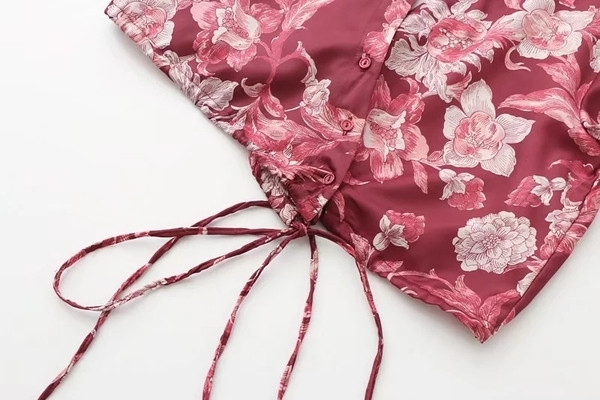 Rövid női ing, széles ujjú virágmintás