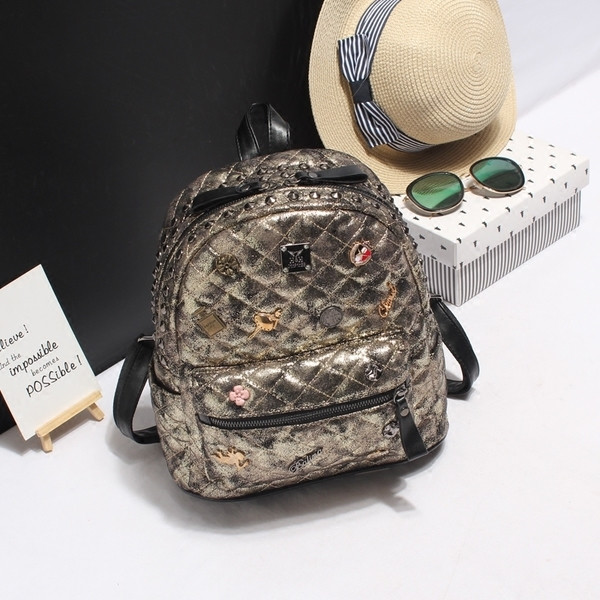 Modern női hátizsák mini nyomatokkal, két színben