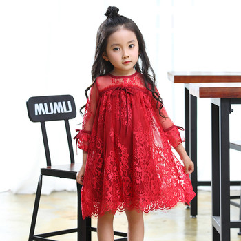 Елегантна детска рокля с дантела и бродерия в червен цвят
