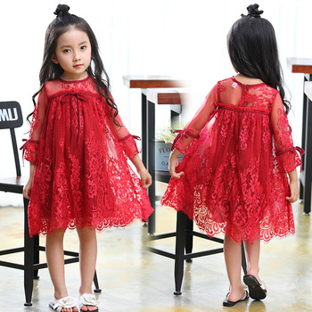 Елегантна детска рокля с дантела и бродерия в червен цвят