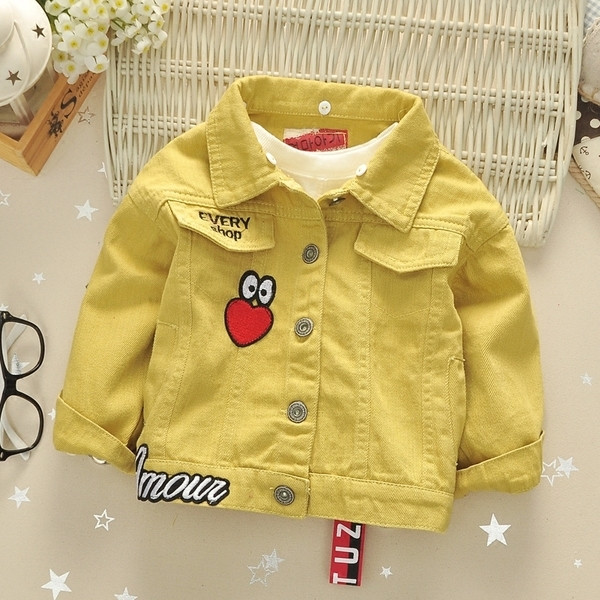 Gyermek unisex farmerdzseki felirattal és mini rátéttel három színben, mindennapi használatra