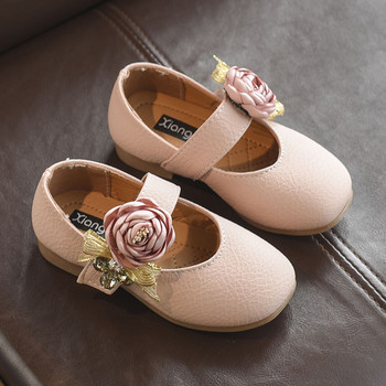 Детски сандали за момичета с 3D декорация в бял и розов цвят