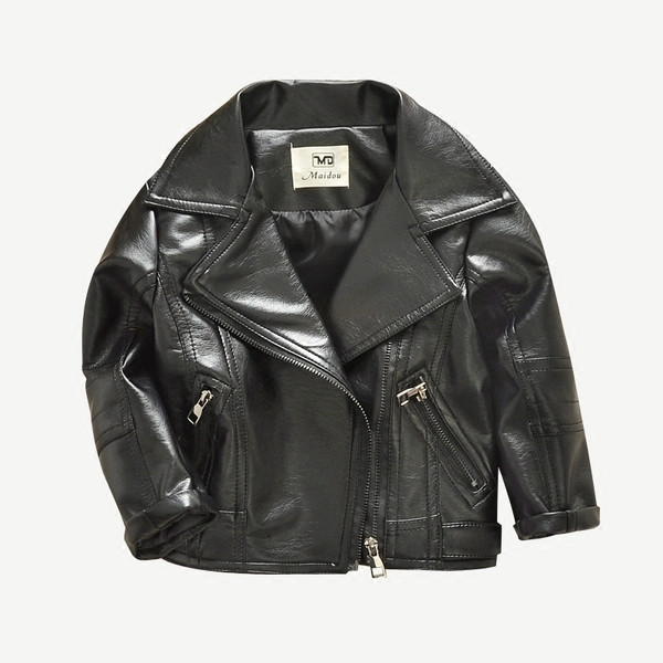 Stílusos bőrdzseki fiúknak fekete oldalán rögzítéssel