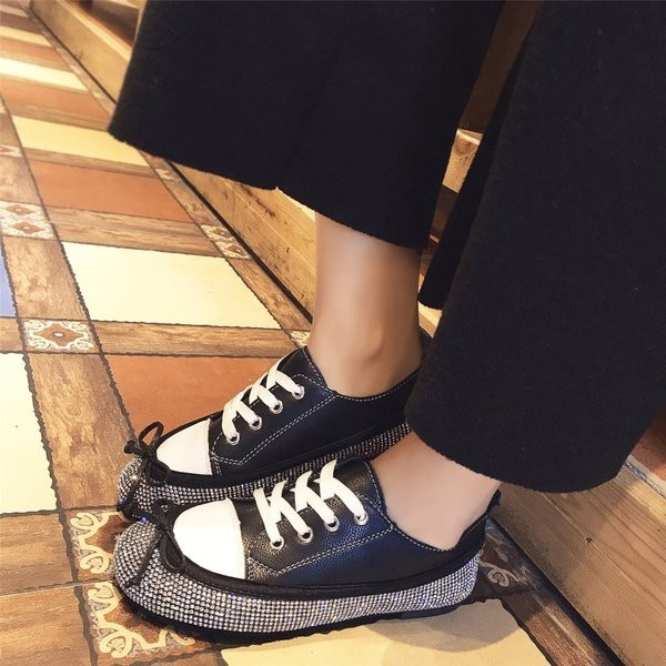 Дамски кецове с мъниста в три цвята