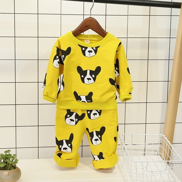 Set zilnic unisex pentru copii din două părți cu aplicații distractive în două gri și galben