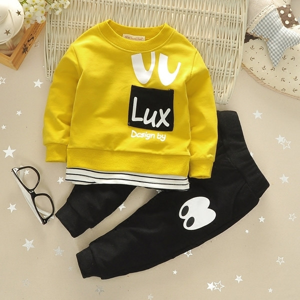 Sport és napi unisex gyerekcsapat két részből, három színben