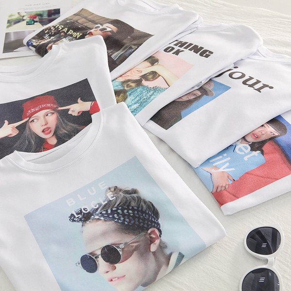 Hétköznapi női póló, változatos alkalmazásokkal