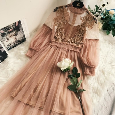 Rochie din dantela cu maneci largi cinci culori