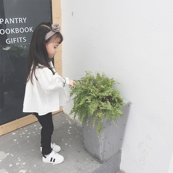 Modern gyereking lányoknak széles modellben és többféle színben