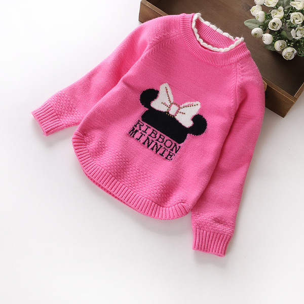 Παιδικό καθημερινό πουλόβερ με κολάρο σε σχήμα O με επιγραφή και κεντήματα σε διάφορα χρώματα