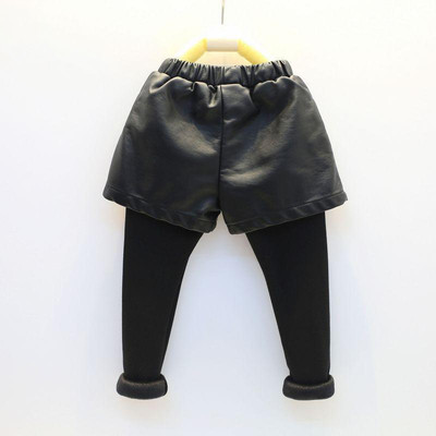Модерен детски панталон от еко кожа за момичета