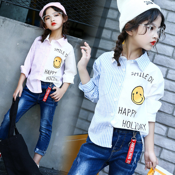 Cămașă pentru copii sport-elegantă pentru fete cu inscripție și emoticon în două culori