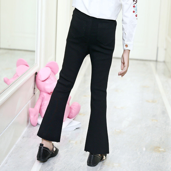 Κομψά παιδικά παντελόνια 9/10 για κορίτσια σε λευκό και μαύρο χρώμα