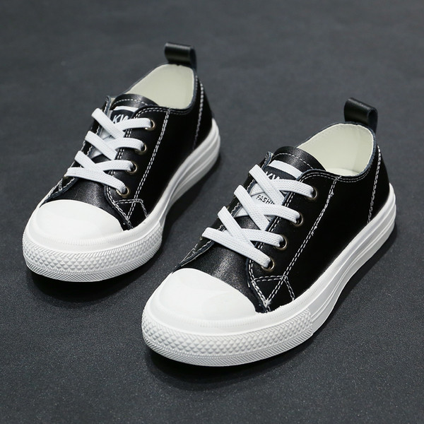 Παιδικά αθλητικά πάνινα παπούτσια