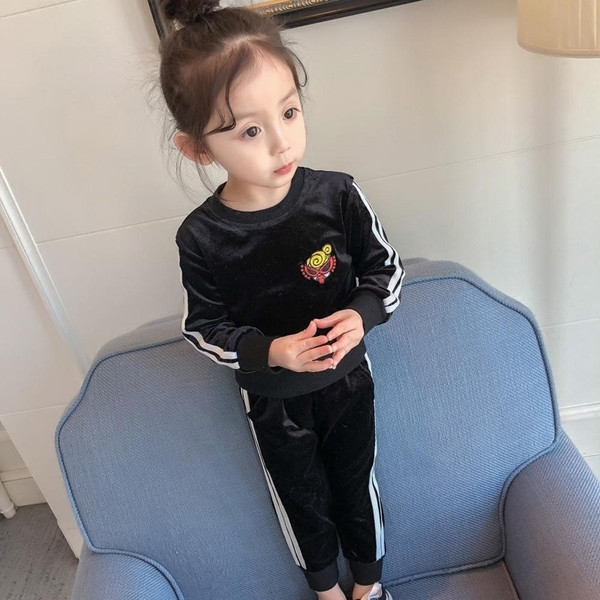 Παιδικό σετ με μίνι εφαρμογές σε διάφορα χρώματα