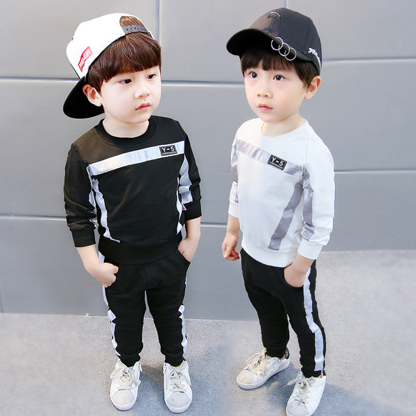 Παιδικό αθλητικό σετ  σε δύο χρώματα