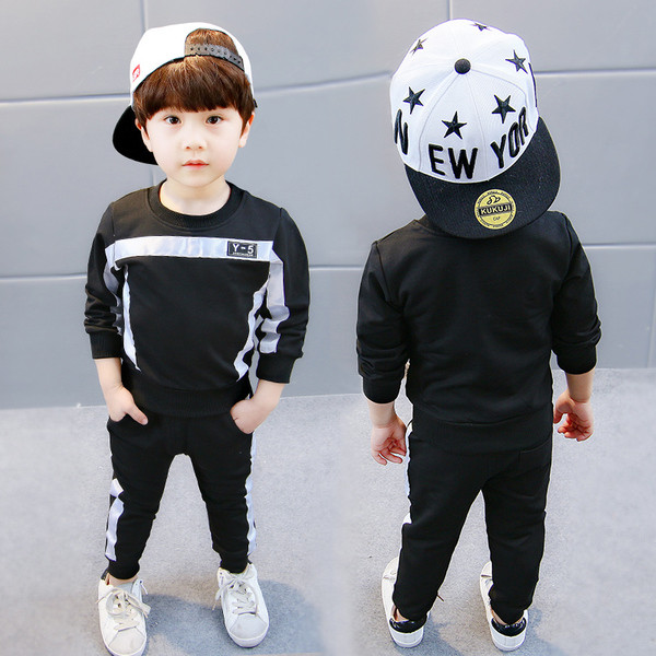 Παιδικό αθλητικό σετ  σε δύο χρώματα