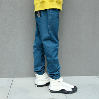 Άνετα παιδικά παντελόνια για αγόρια, κατάλληλα για τη καθημερινή ζωή σε δύο χρώματα