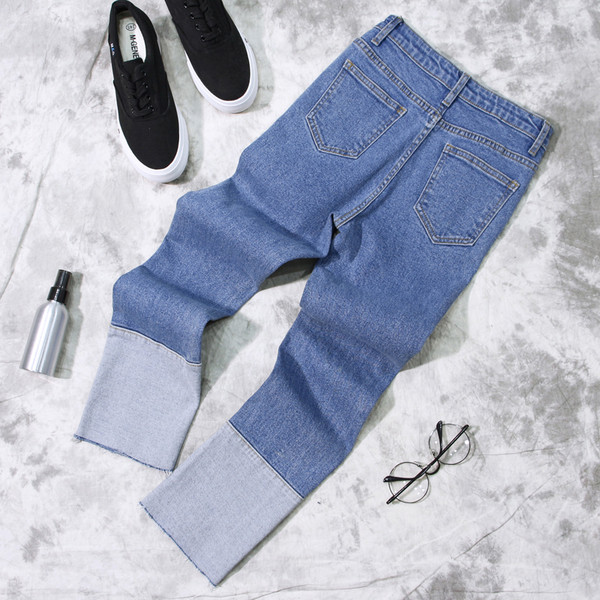 Sima női karcsú farmer érdekes szegéllyel, két színben