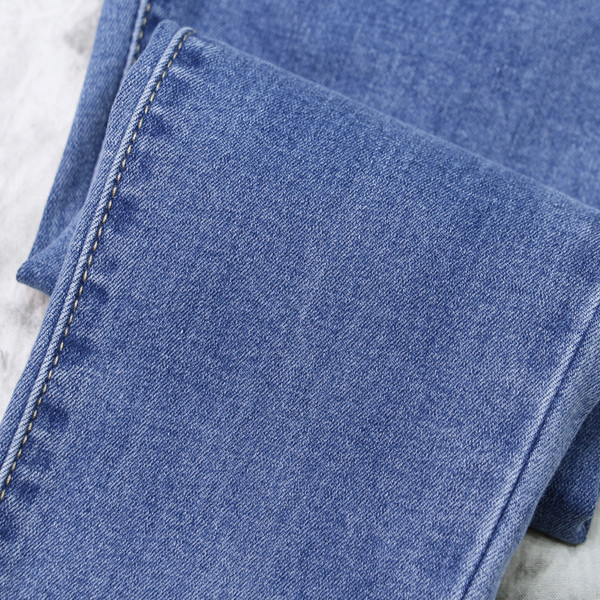 Γυναικεία τζην σε τρία χρώματα