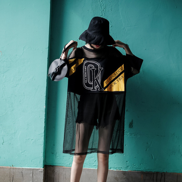 Γυναικεία σορτς με υψηλή μέση