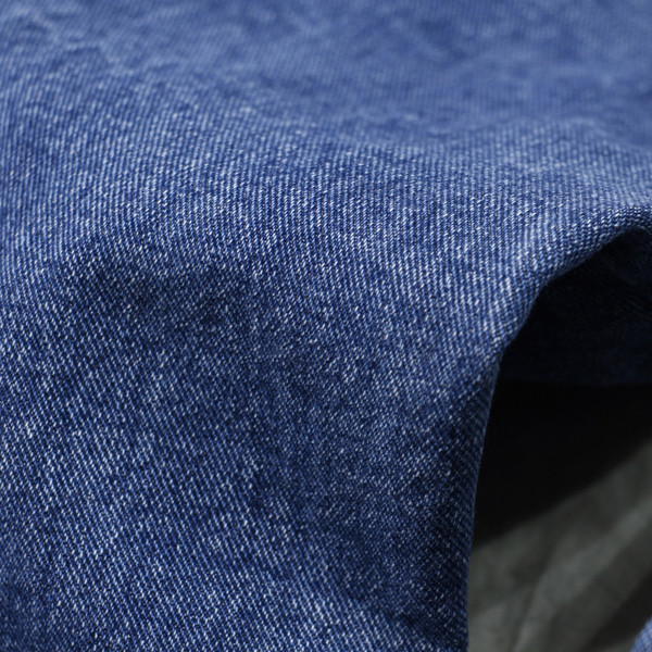 Αθλητικά γυναικεία τζιν σε δύο χρώματα