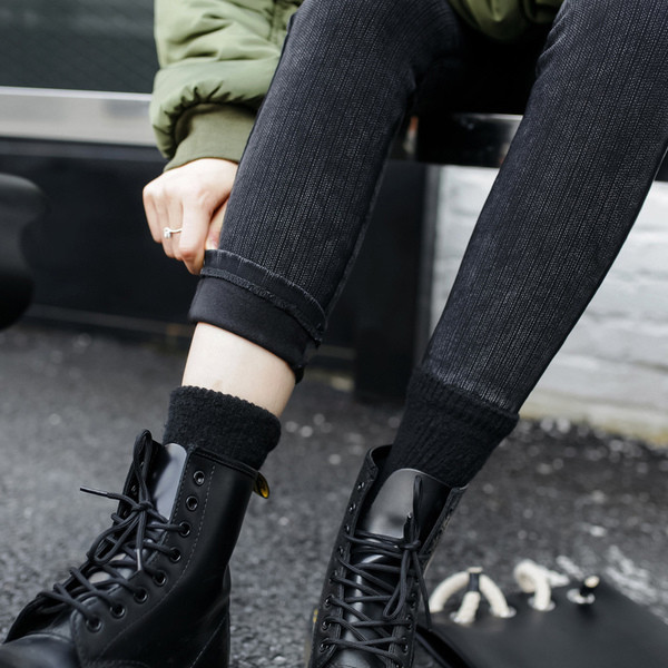 Γυναικείο κολάν απομίμηση τζιν μοντέλο Slim με τσέπες