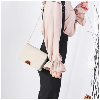 Семпла мини дамска чанта през рамо с метална дръжка в различни цветове 