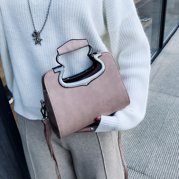 Mini geantă de mână elegantă cu mânere lungi și scurte în negru și roz