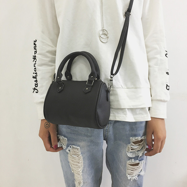 Καθημερινή γυναικέια τσάντα χαρτοφύλακα με μικρή και μεγάλη λαβή σε διάφορα χρώματα