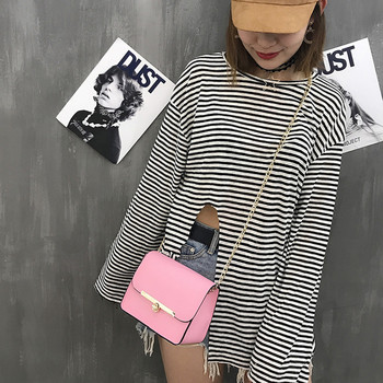 Семпла мини дамска чанта с дълга метална дръжка през рамо в няколко цвята 