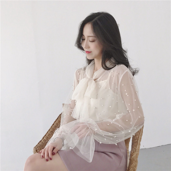 Bluză de damă modernă din dantelă cu paiete decorative în trei culori