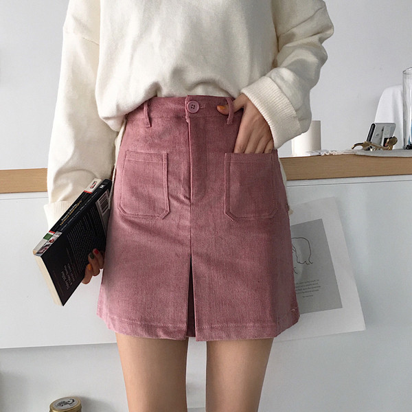 Καθαρισμένη γυναικεία φούστα με ψηλή μέση, τσέπες και σχισμή σε δύο χρώματα