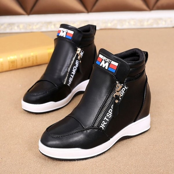 Γυναικεία πάνινα παπούτσια με φερμουάρ και εσωτερική πλατφόρμα